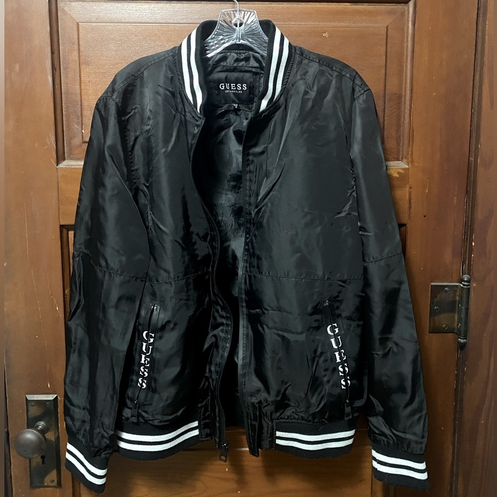 Guess Men’s Medium Bomber Jacket